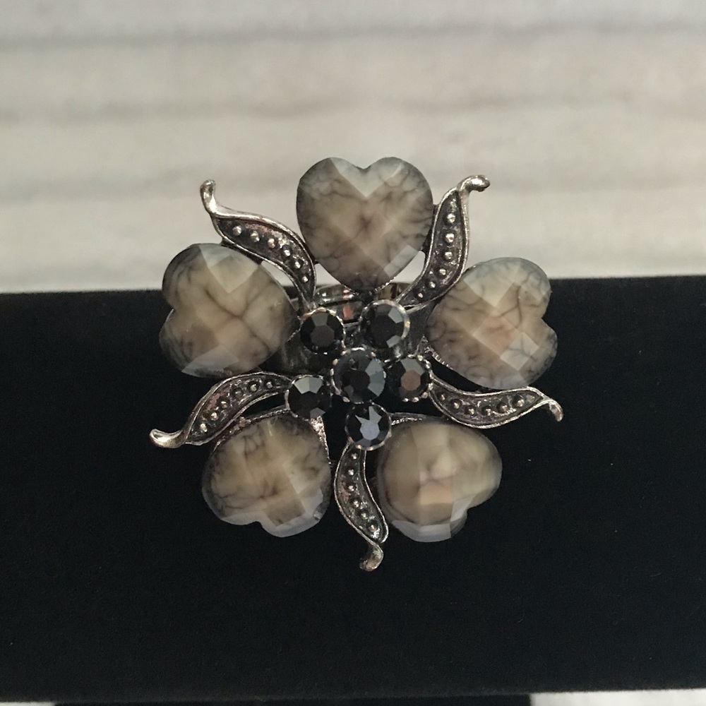 Flower ring